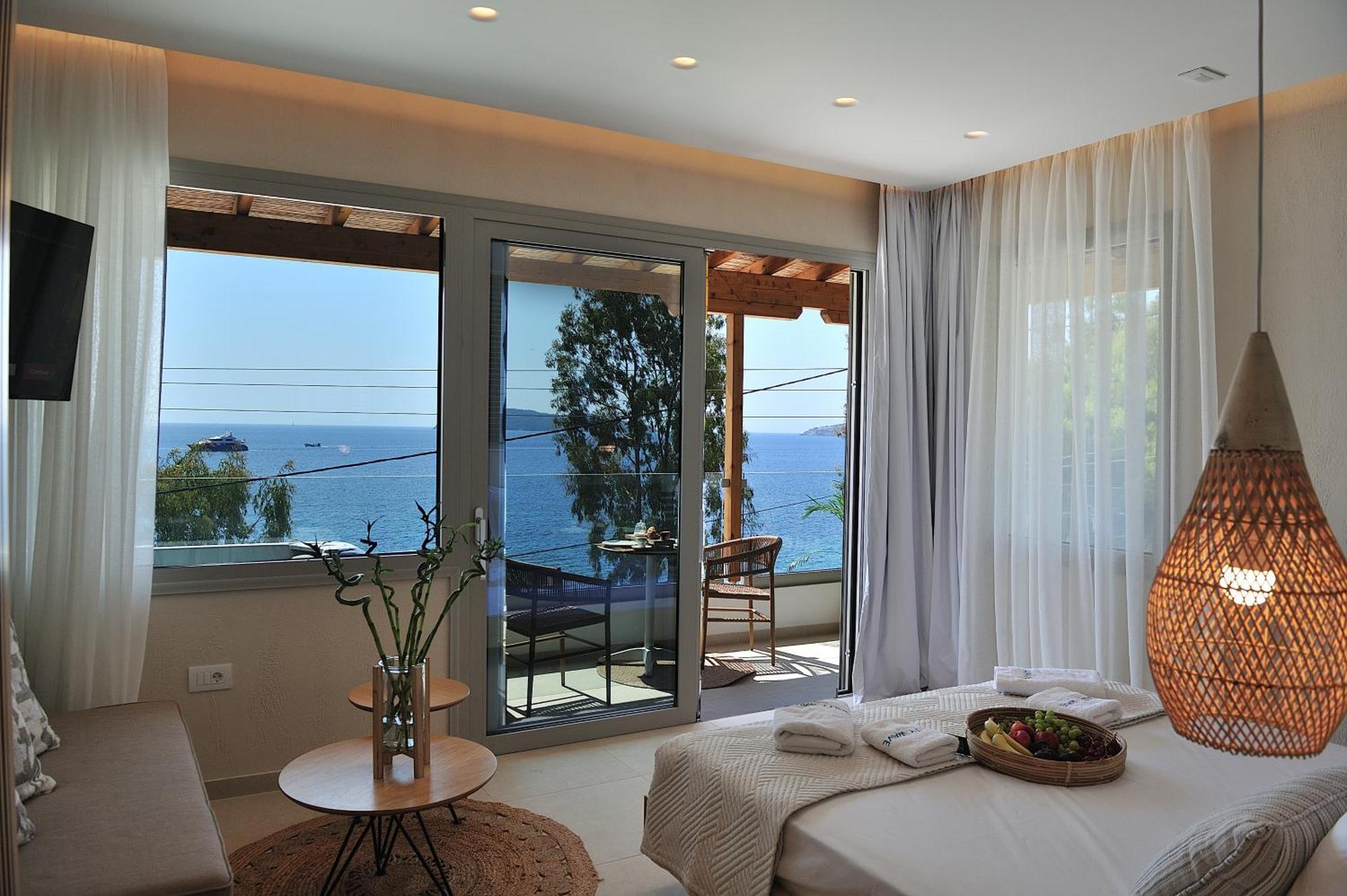 Salty Wave Suites Skiathos Town Luaran gambar