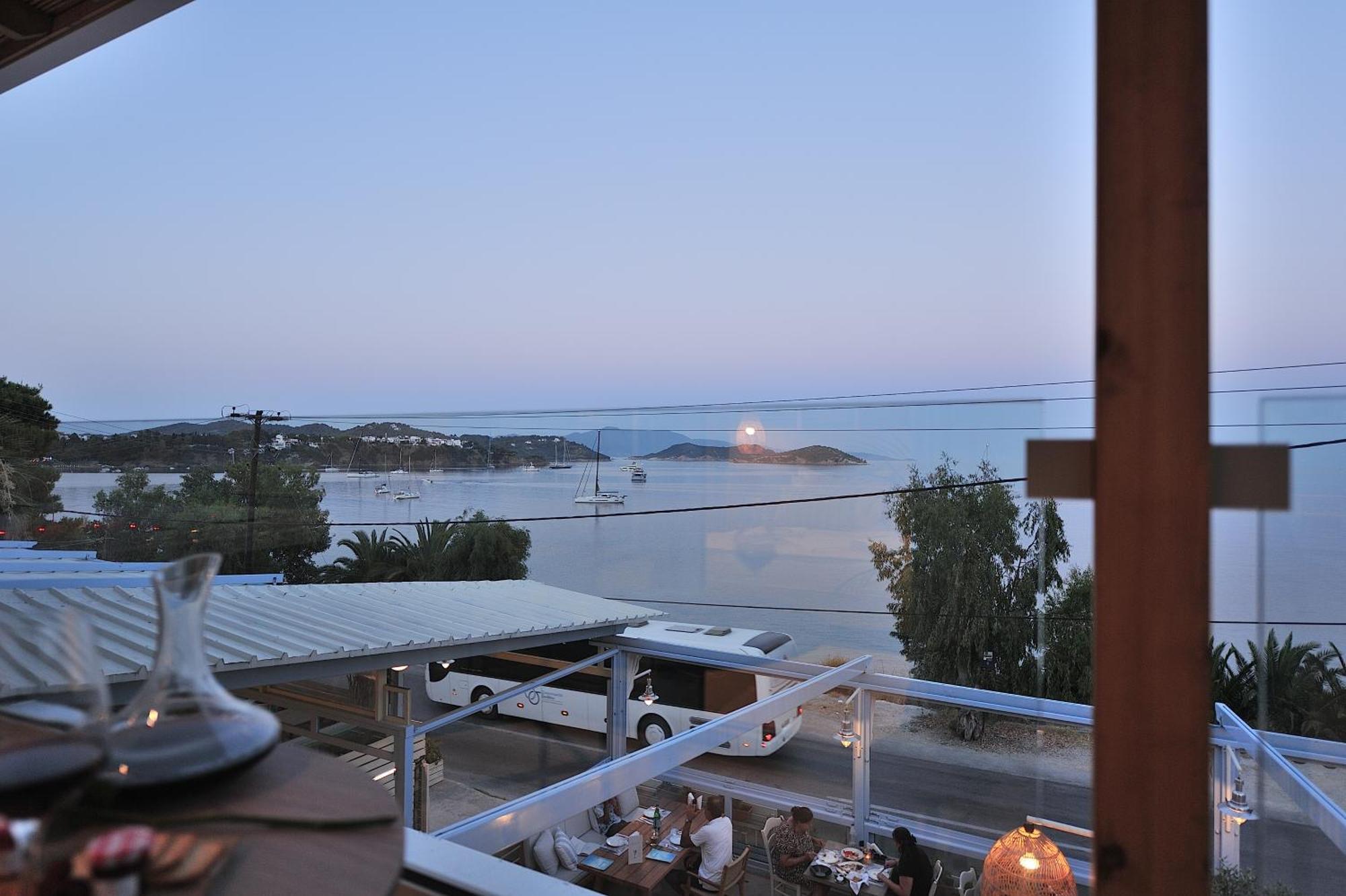 Salty Wave Suites Skiathos Town Luaran gambar