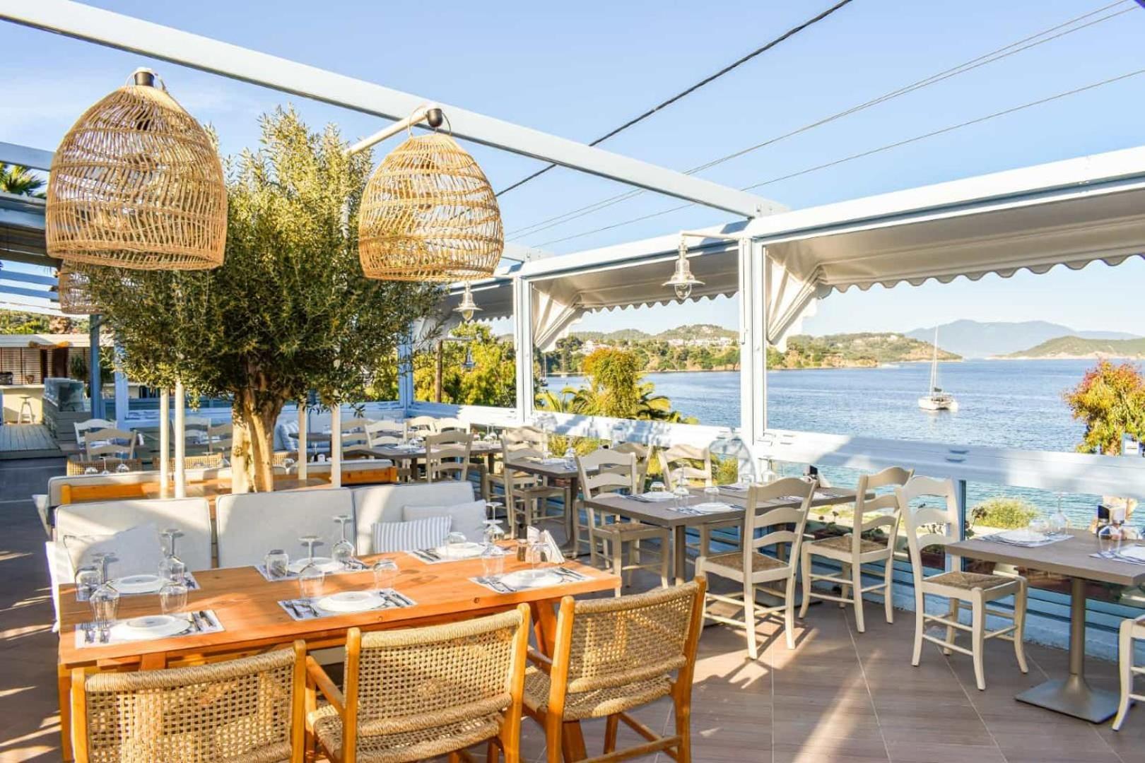 Salty Wave Suites Skiathos Town Luaran gambar